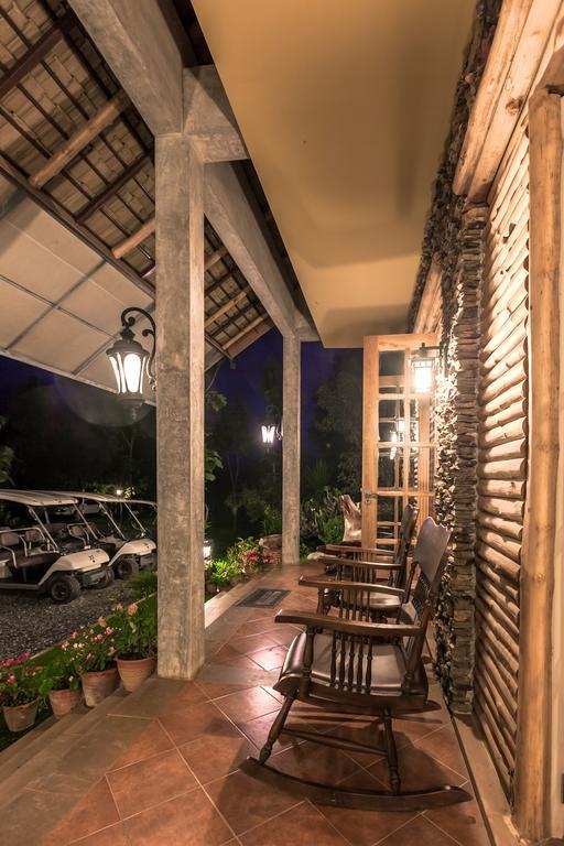 Hotel Phukumhom Khao Yai à Wangkata Extérieur photo