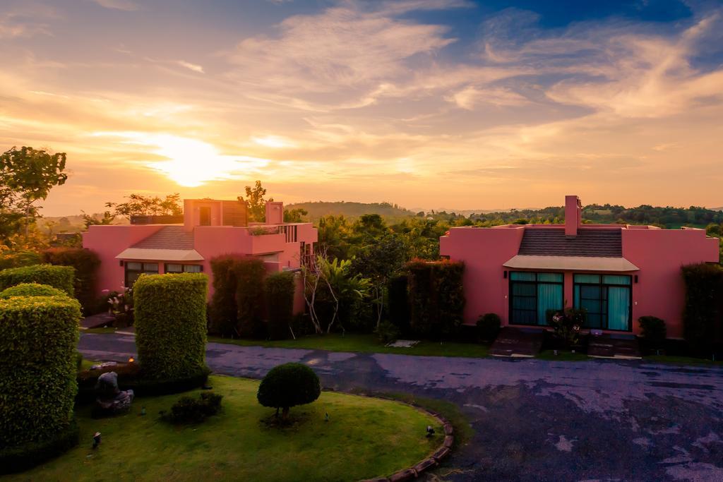 Hotel Phukumhom Khao Yai à Wangkata Extérieur photo