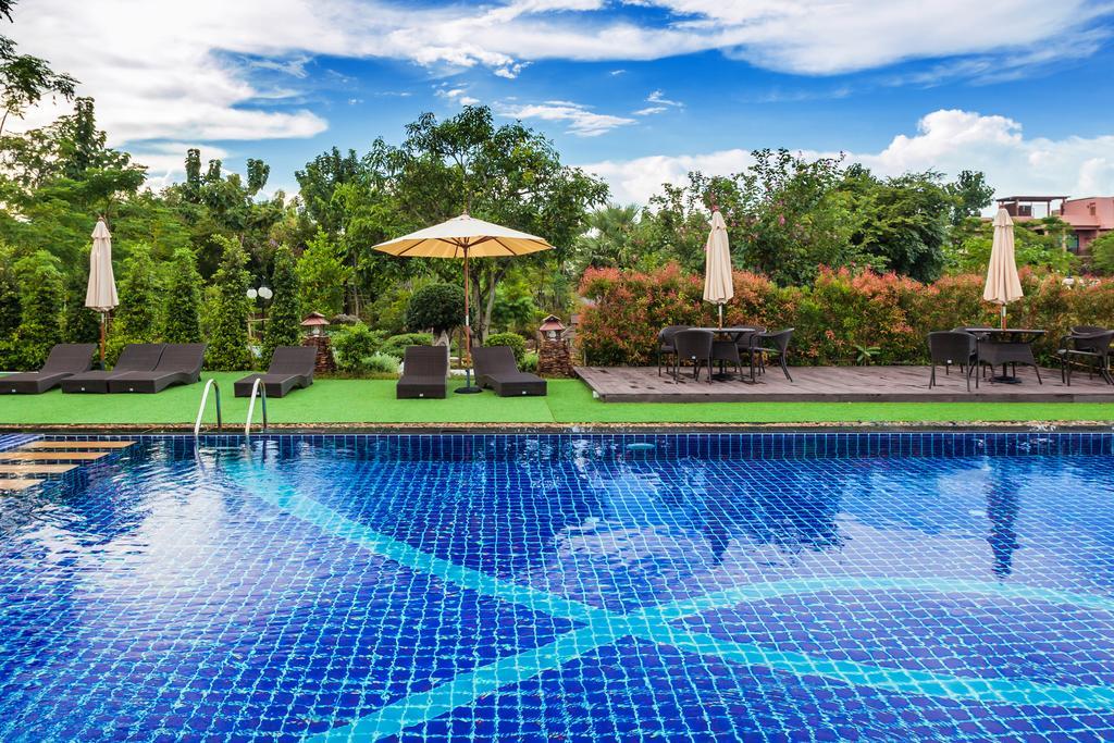 Hotel Phukumhom Khao Yai à Wangkata Extérieur photo