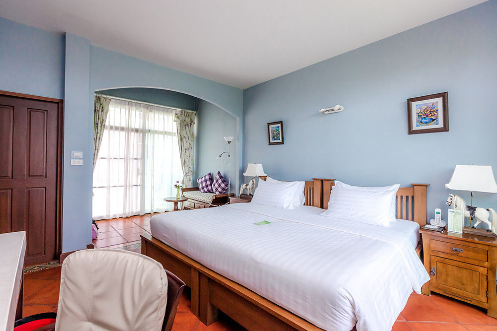 Hotel Phukumhom Khao Yai à Wangkata Extérieur photo