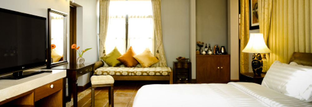 Hotel Phukumhom Khao Yai à Wangkata Extérieur photo