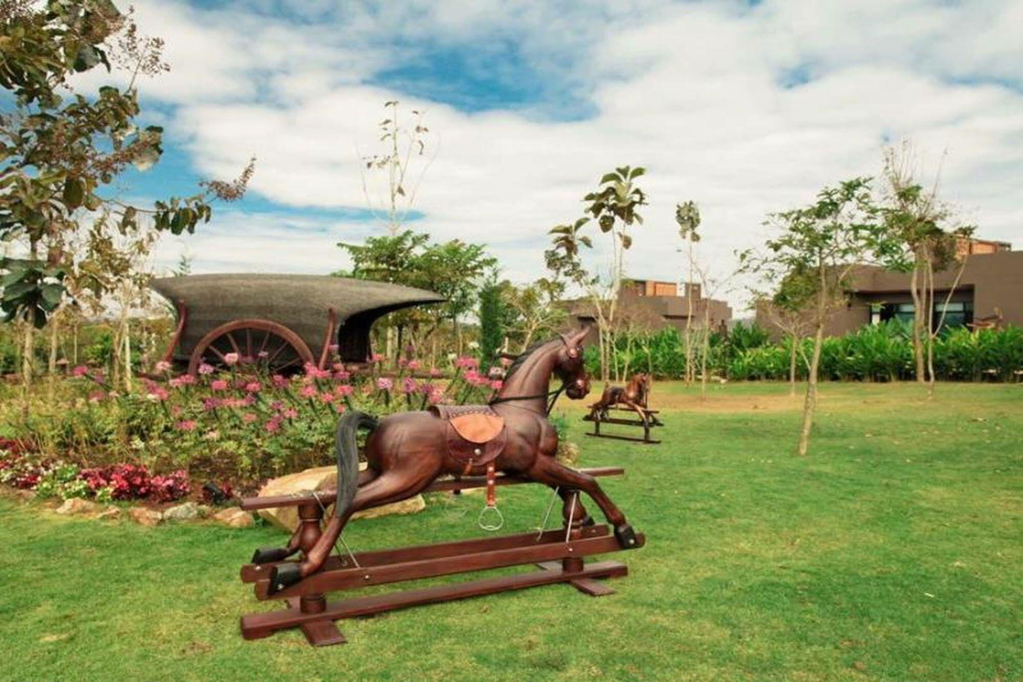 Hotel Phukumhom Khao Yai à Wangkata Extérieur photo